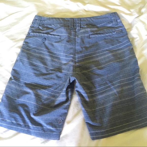Volcom Blue-Gray Stripes Frickin Surf N' Turf Mix Hybrid Shorts Size 29 - Picture 3 of 8